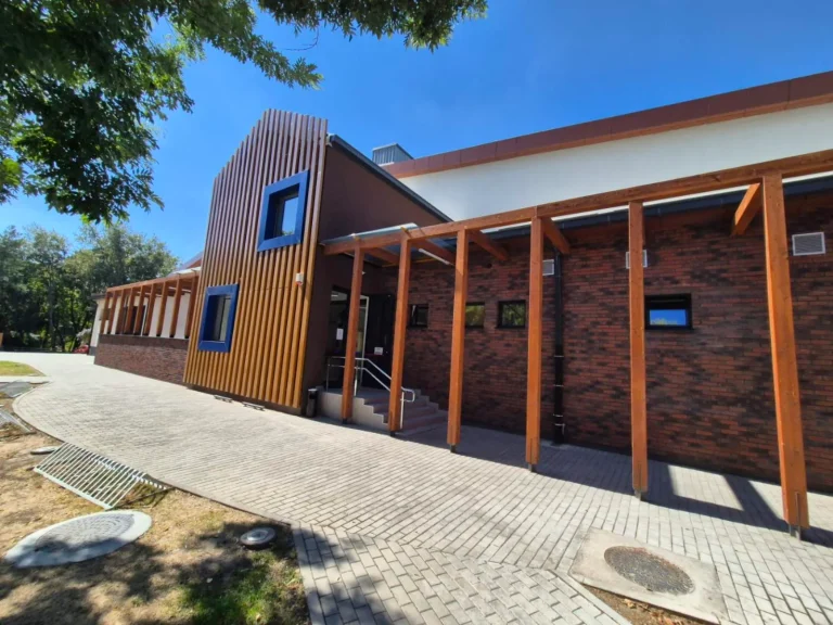 Ulaz u Gradski bazen „Venus“ u Bačkoj Topoli