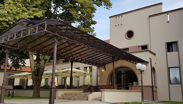Hotel miznah Zobnatica